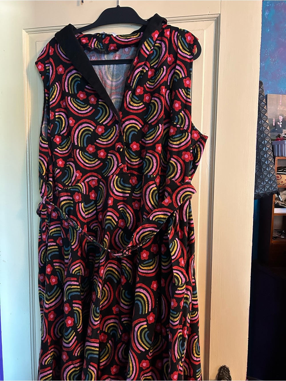 Miss Lulo Sleeveless V-Neck Rainbow Print Dress - Black with Multicolor 4x